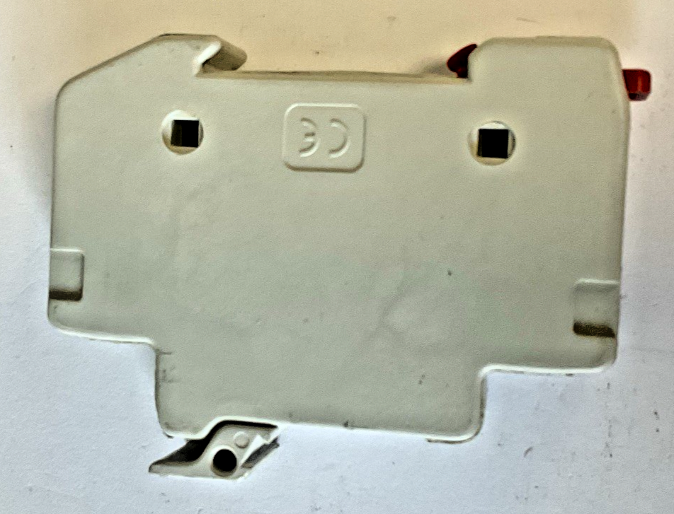 SIBA 10X38 FUSE HOLDER 690V***LOTOF3***5