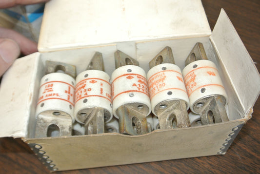 BOX of 10 SHAWMUT A13X130 SEMICONDUCTOR / RECTIFIER FUSE 130A 130VAC NEW SURPLUS0