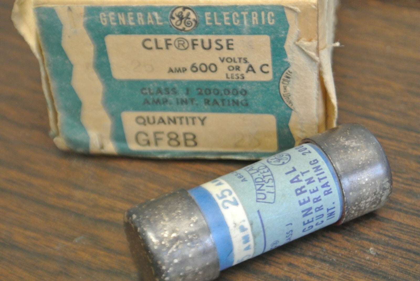 BOX of 3 / GENERAL ELECTRIC GF8B25 TYPE CLF CLASS J FUSE 25A / 600V NEW SURPLUS2