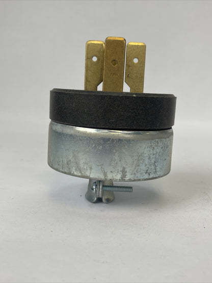 HUBBELL 8431 PLUG 30A 250V1