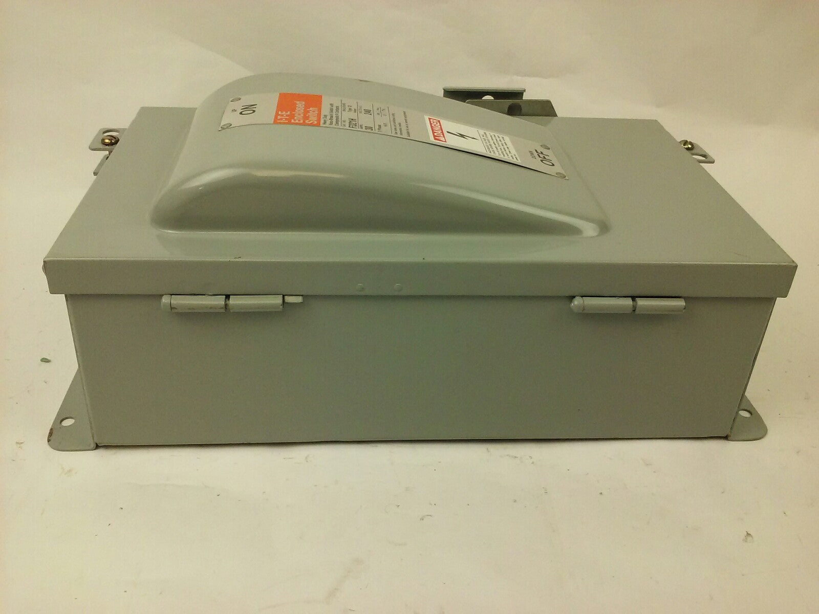 ITE F321H SER. A, 30A, 240V, 3PH, MAX H.P. 7.5, TYPE 12 ENCLOSURE, FUSIBLE, NEW8