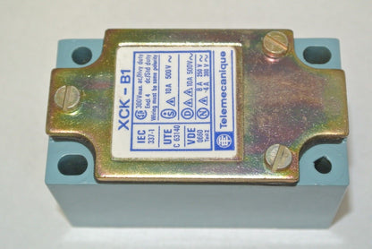 TELEMECANIQUE XCK-B1 LIMIT SWITCH BODY - 300VAC MAX HEAVY DUTY - NEW SURPLUS5