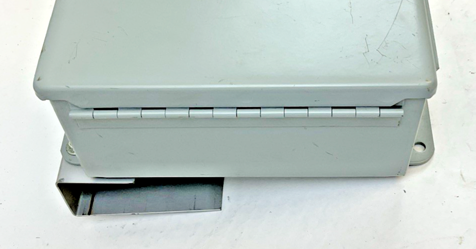 HOFFMANN A806CH JUNCTION BOX4