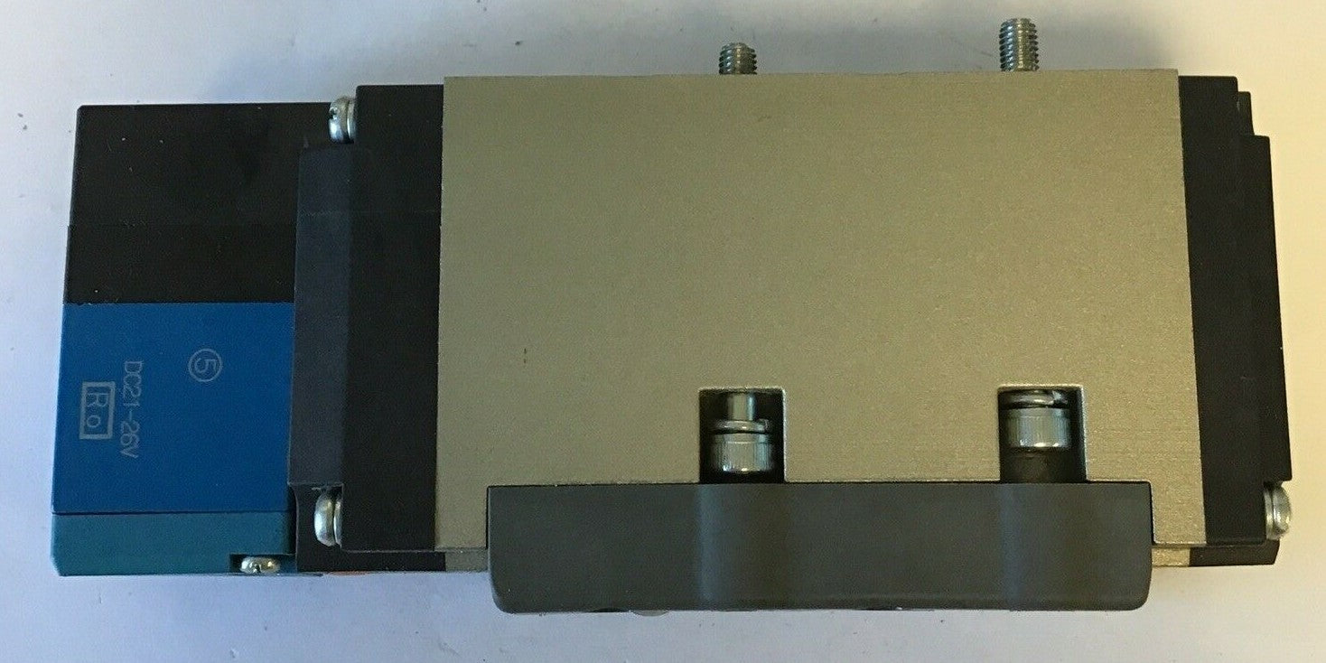 SMC VSR8-6-FG-S-3EZ-V1 SOLENOID VALVE 142PSI2