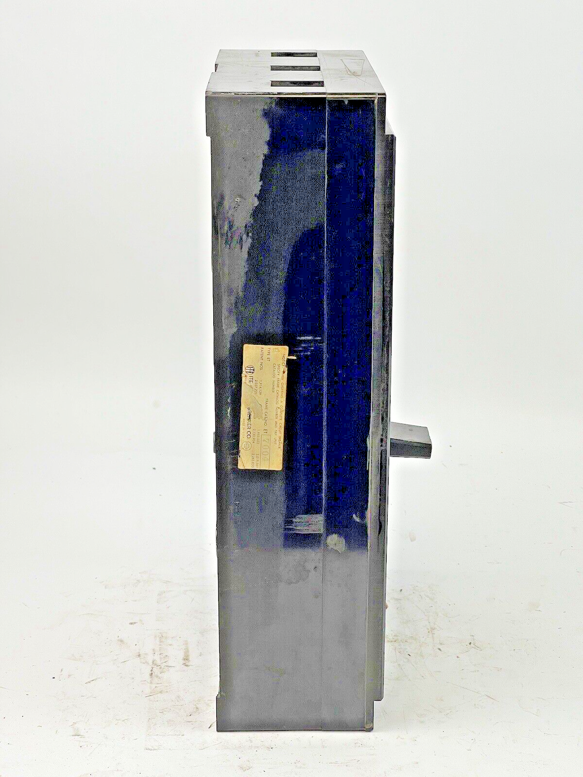 ITE / SIEMENS - ET7004 - CIRCUIT BREAKER -225 AMP, 600 VAC, 3 POLE W/ 100 A TRIP4