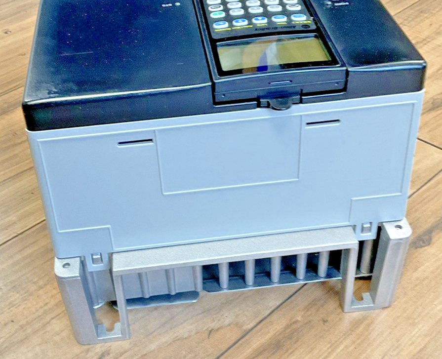 ALLEN BRADLEY 20AD034A3AYNANC0 POWER FLEX AC DRIVE 70 FRM 5.0017