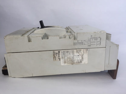 MOELLER NZMH4-AE CIRCUIT BREAKER 1200A 600VAC NZM4-XUHIV20 24VDC NZM H4-AE5