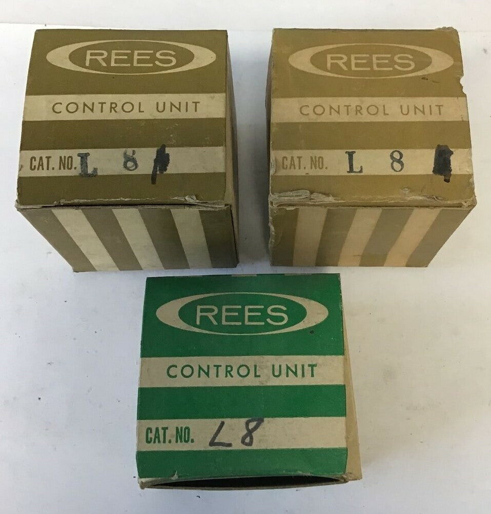  REES L8 PUSH BUTTON ORAGNE PLASTIC HOUSING ****LOTOF3****0