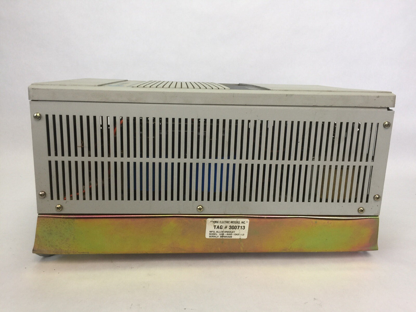 ALLEN BRADLEY 1336-B005-EAD-L3 CONSTANT TORQUE 3-PH AC DRIVE OUTPUT 380/415/460V7