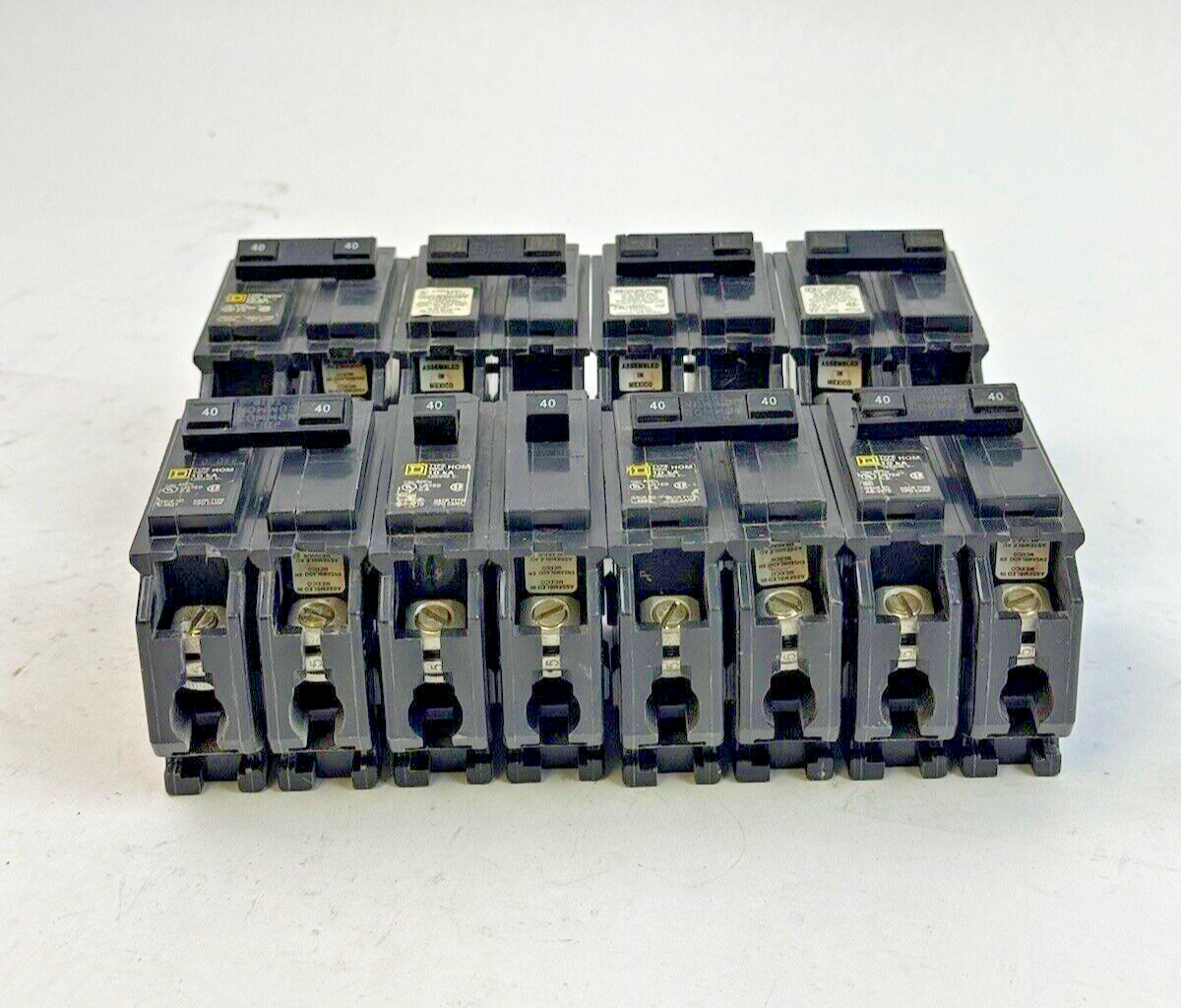 SQUARE D **LOT OF 8** HOM240 - CIRCUIT BREAKERS - 2 POLE/ 40 A/ 240 VAC2