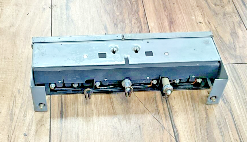 ITE V2A3211 PANELBOARD SWITCH 30A 250V 3POLE 3PH 7 1/2HP4