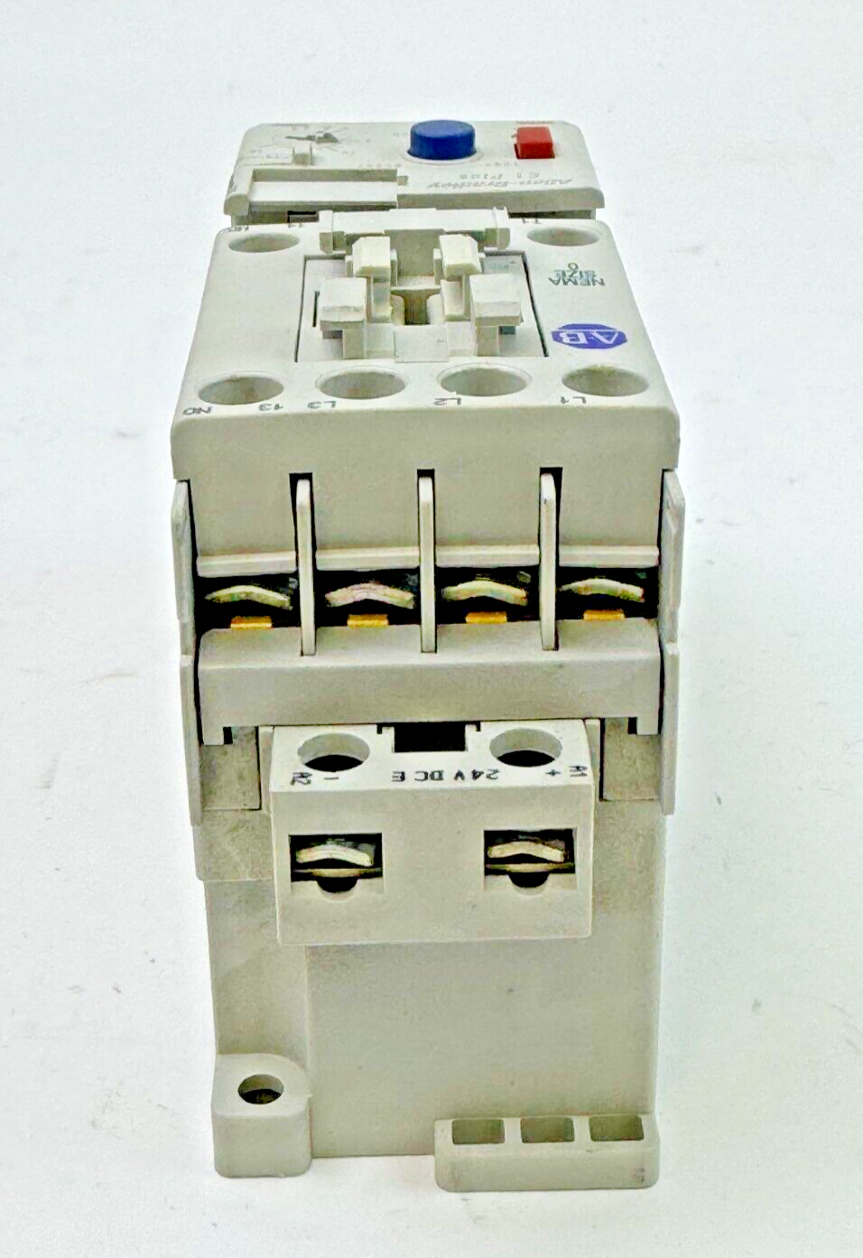 ALLEN BRADLEY - 300-AOE*930 SER. C & 193-EEDB SER. C - 600VAC 18A 3PH COIL 24VDC5
