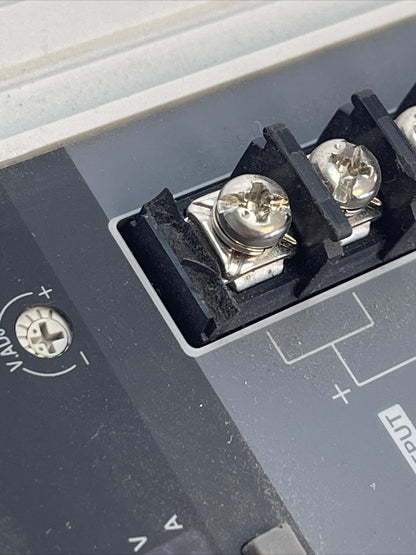 KEYENCE MS2-H300 SWITCHING POWER SUPPLY OUTPUT 24VDC 12.5A INPUT 100-240VAC 3.9A7