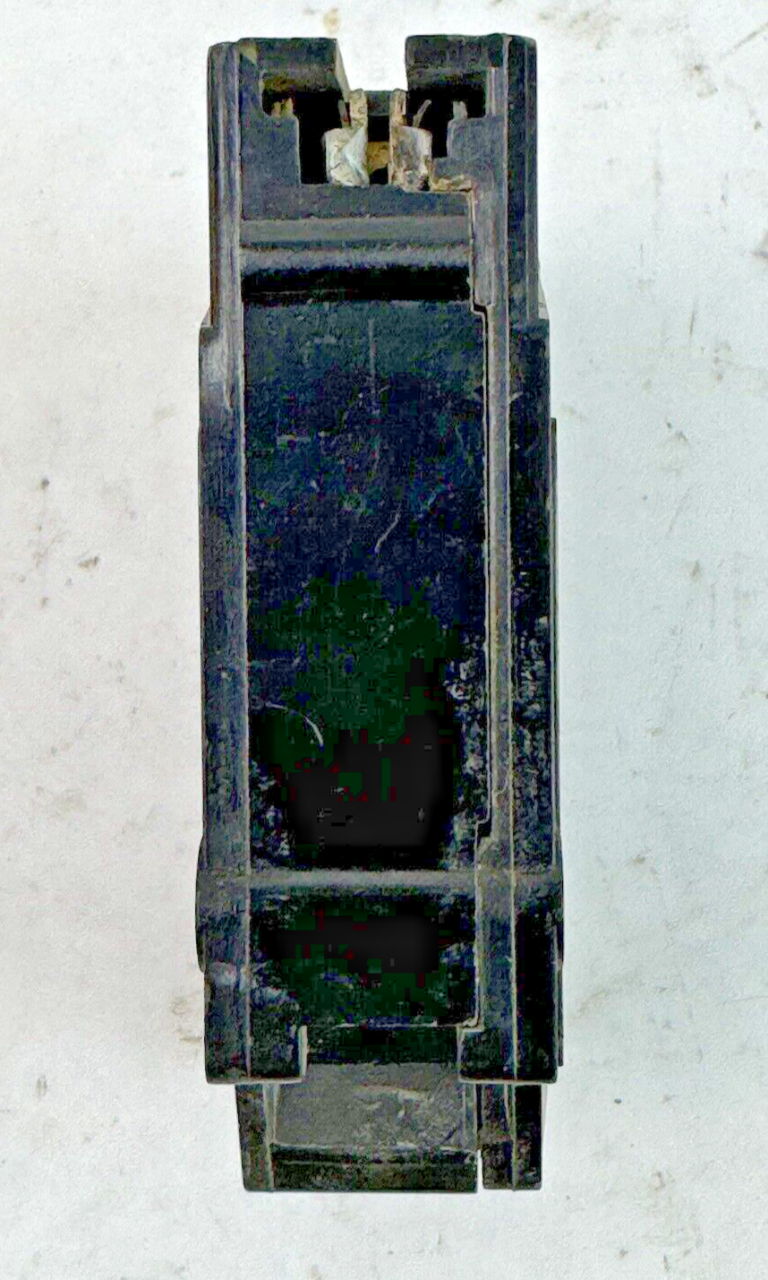 GE *LOT OF 3* - THQL1120 - CIRCUIT BREAKERS - 1 POLE, 20 A, 240 VAC, TYPE THQL8