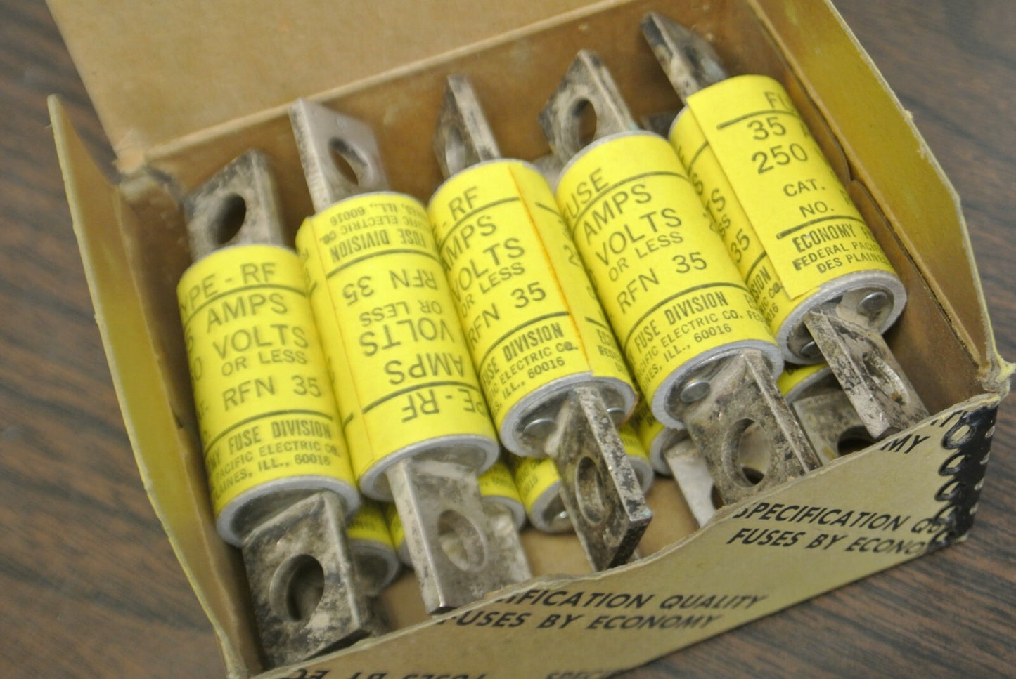 ECONOMY / FPE RFN35 TYPE RF SEMICONDUCTOR FUSE / 250V / 35A / NEW SURPLUS / EACH2