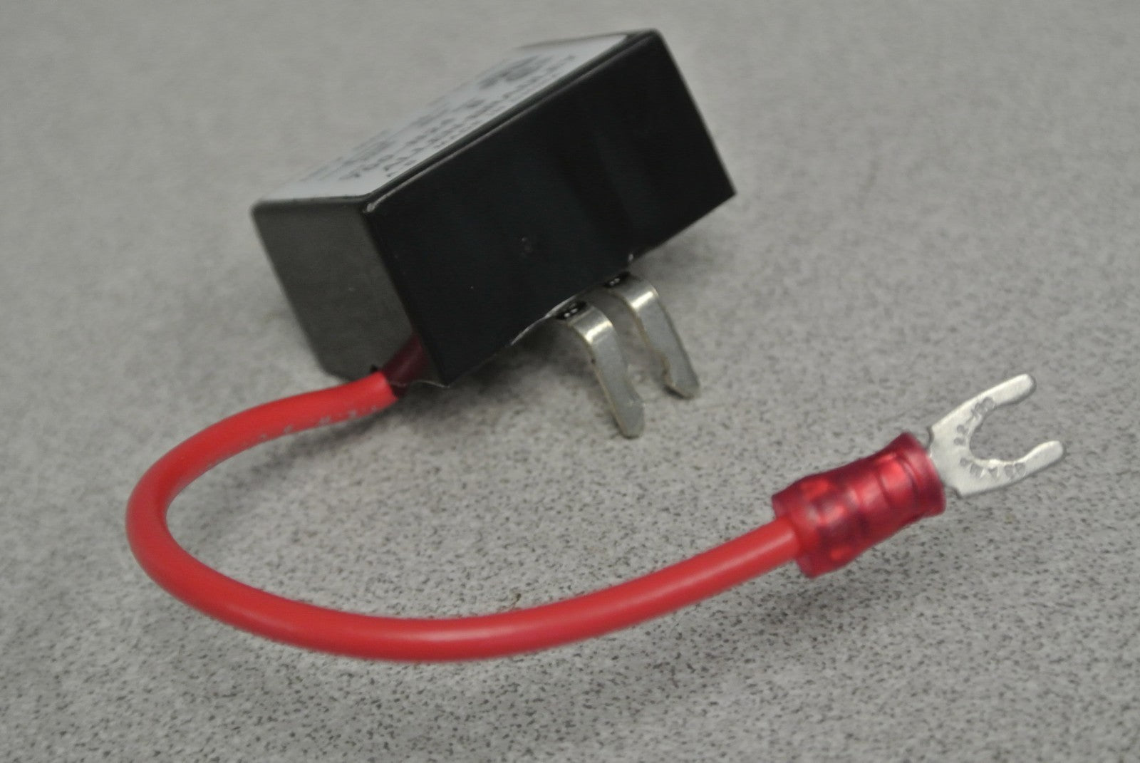 ALLEN-BRADLEY 700-N24 / SURGE SUPPRESSOR / 150V MAX / NEW SURPLUS2