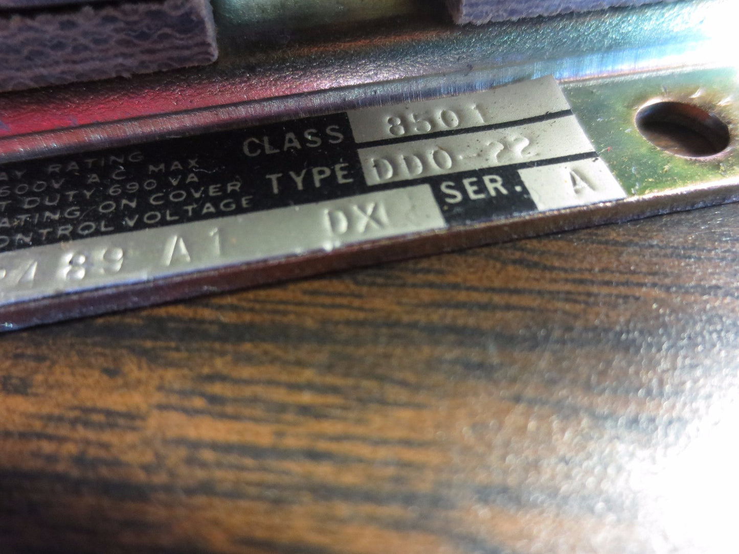 SQUARE D 8501 DD0-22 PNEUMATIC TIMER - 1NO/1NC, 110-120VAC COIL7