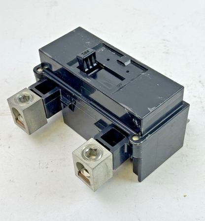 SQUARE D QOM2200VH  MAIN CIRCUIT BREAKER  2P  200A  240VAC0