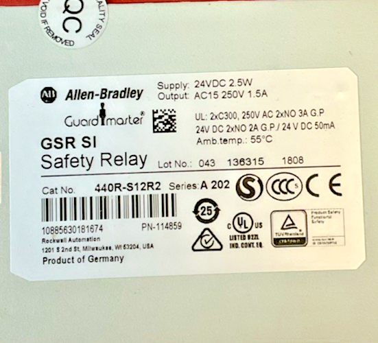 ALLEN BRADLEY 440R-S12R2 SAFETY RELAY SER.A 202 24VDC GSR SI1
