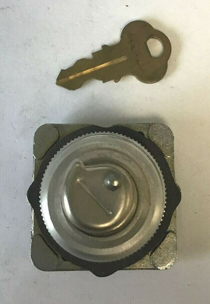  REES R291 140 KEYED OPERATOR SELECTOR SWITCH2