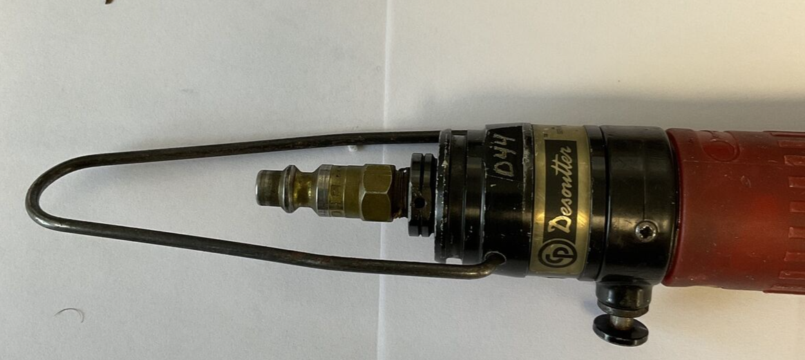 DESOUTTER SC021-AB-S4Q PNEUMATIC SCREW DRIVER 6.3BAR 230 0R/MIN2