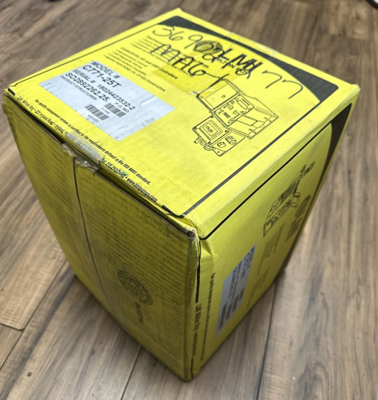 LMI MILTON ROY C771-25T ELECTRONICALLY CONTROLLED METERING PUMP CONDUCTIVITY pH0