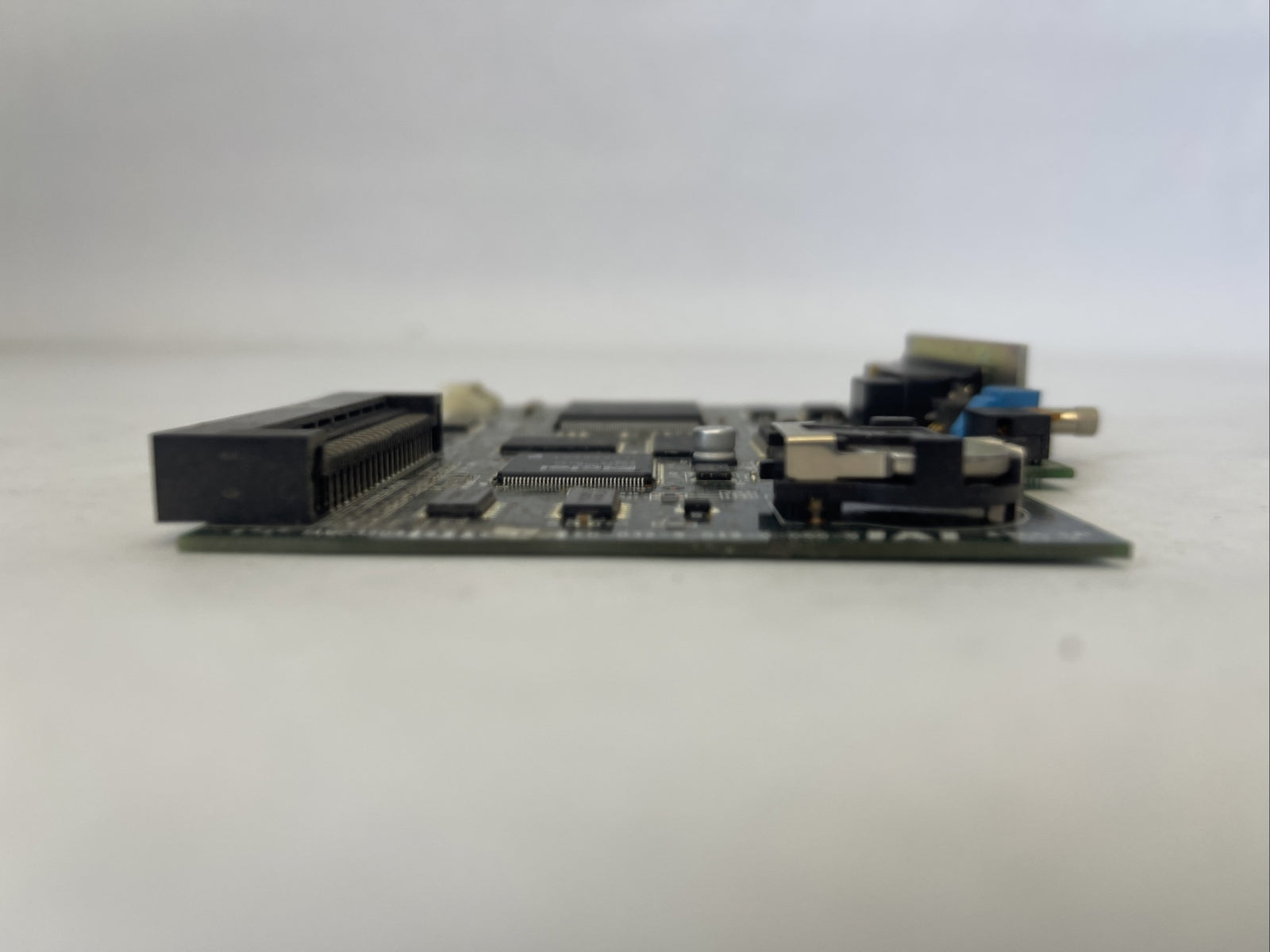 IAI IAMC3204 010/E ED-032-9-049-0-000-0 CIRCUIT BOARD2
