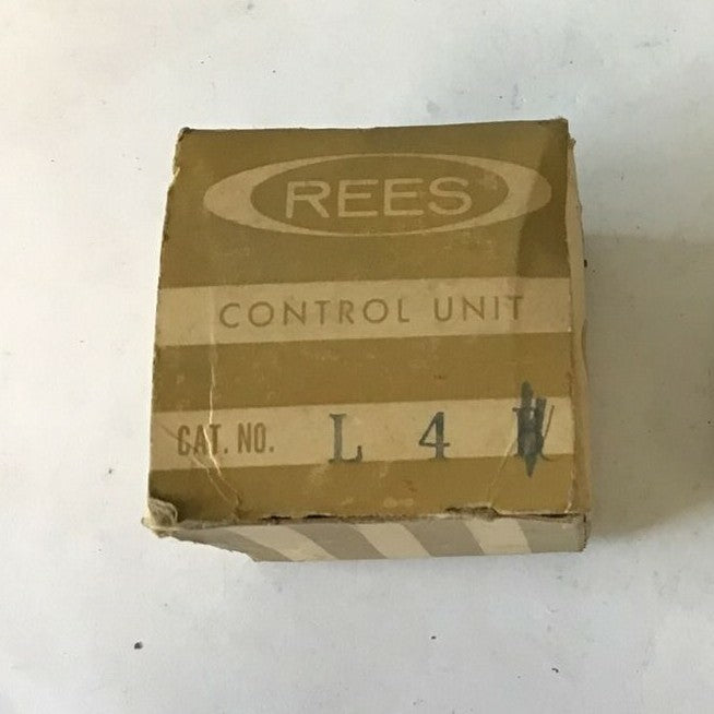  REES L4 YELLOW PUSH BUTTON PLASTIC HOUSING1