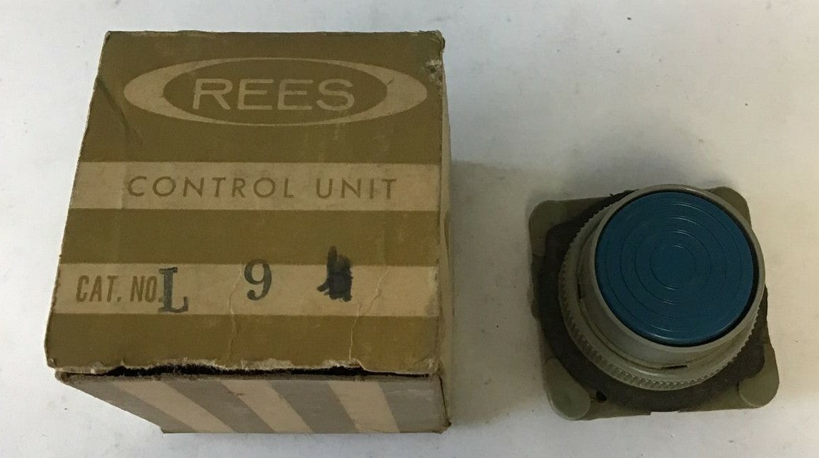  REES L9 BLUE PUSH BUTTON PLASTIC HOUSING0