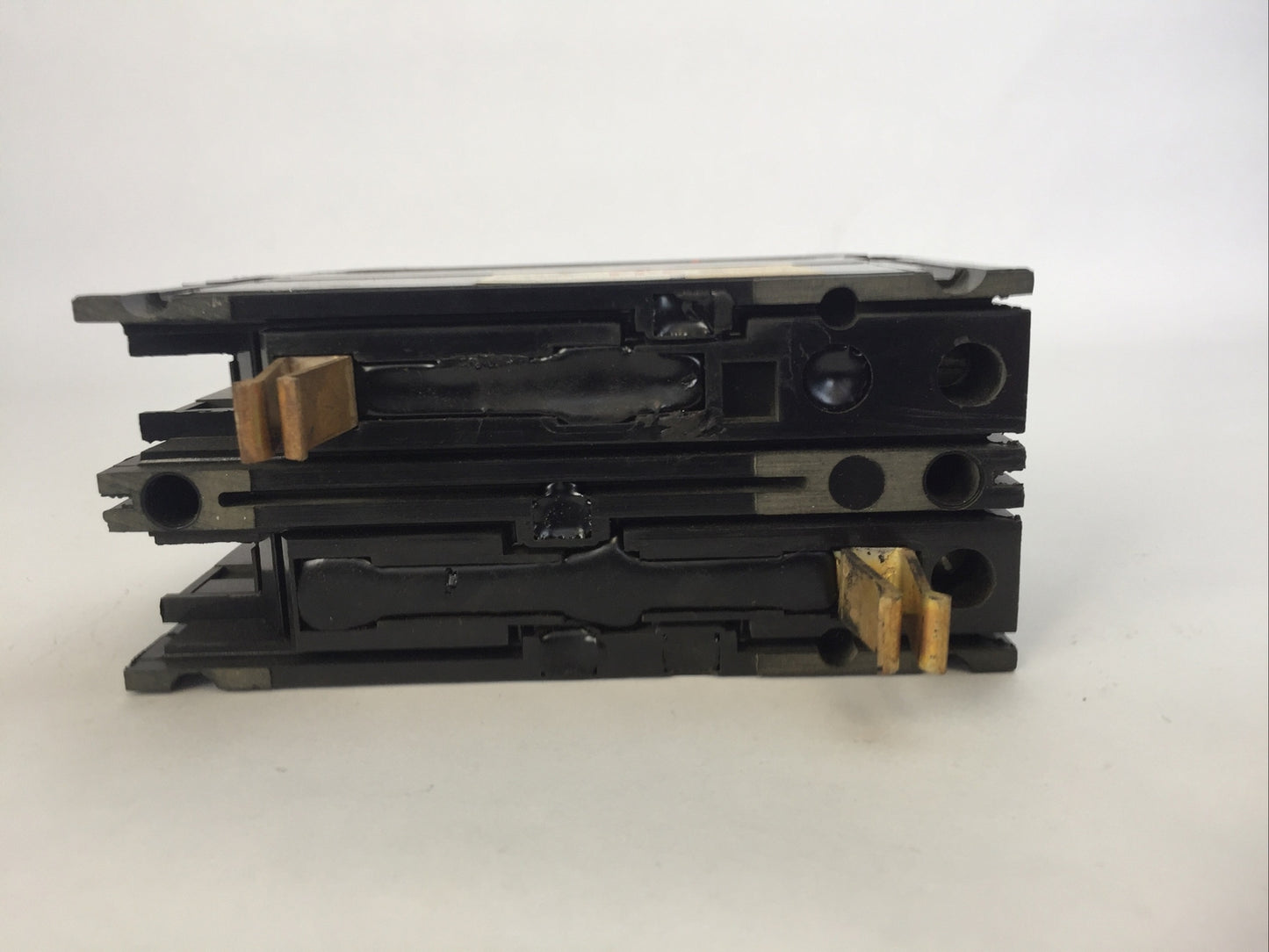 FPE 2220 CIRCUIT BREAKER NE-S FRAME 2POLE 20A 240VAC 125-250VDC FEDERAL PACIFIC5