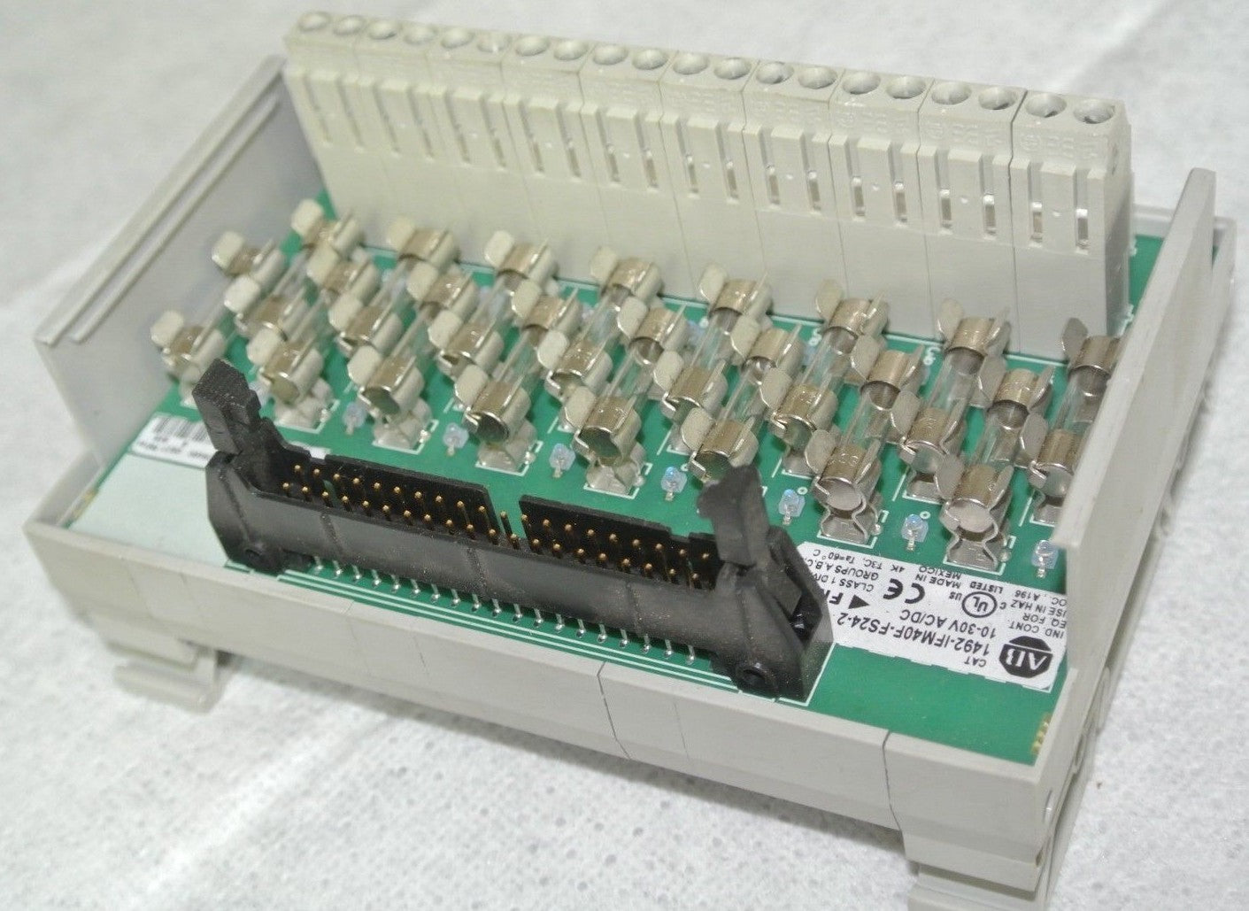 ALLEN-BRADLEY 1492-IFM40F-FS24-2 DIGITAL INTERFACE MODULE, FUSED, 40-Pt 24VAC/DC2