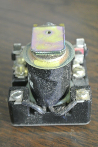 GE CR120E01155 GENERAL PURPOSE RELAY - 10A, 1/2HP, 115/230VAC - NEW SURPLUS3