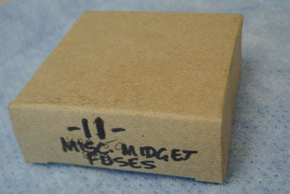 LOT of 12 ASSORTED MIDGET FUSES / 5A to 30A (SEE LIST BELOW) / NEW SURPLUS2
