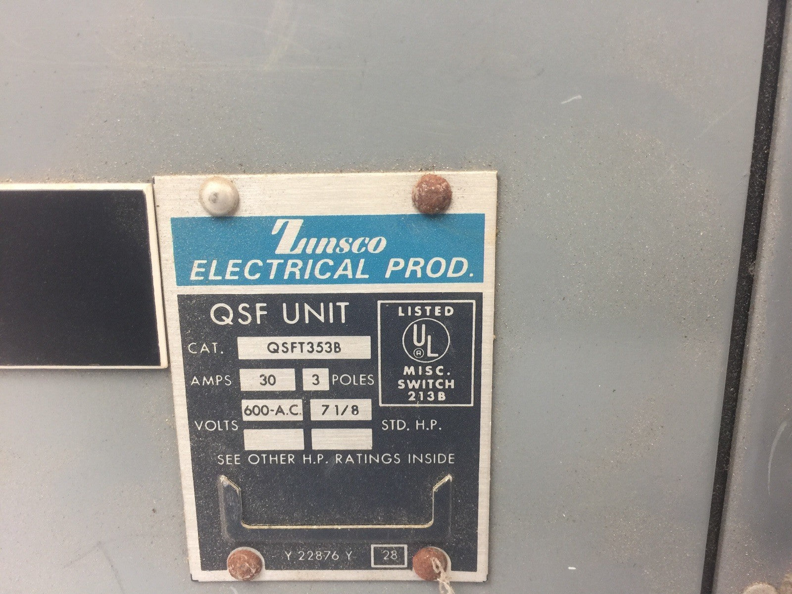 ZINSCO QSFT353B TWIN PANELBOARD FUSIBLE 30AMP 600VAC 3 POLE 7 1/8 HP1