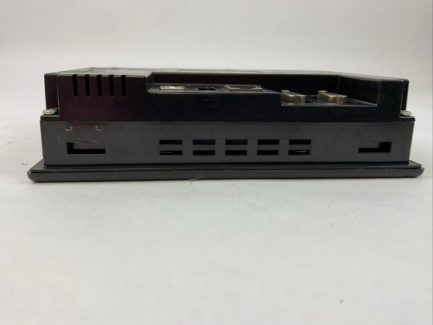 OMRON NB5Q-TW01B INTERACTIVE DISPLAY SOURCE 24VDC 10W OUTPUT POWER 5VDC 250mA4