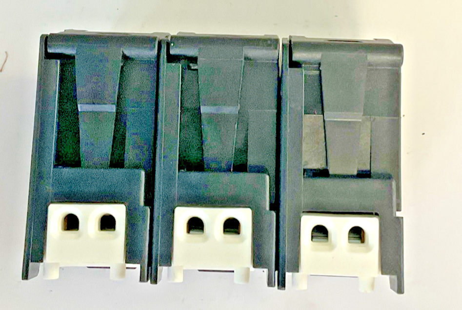 BUSSMANN **LOT OF 3**  JT60030  FUSEHOLDER  30A, 600VAC, 200kA5