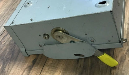 CROUSE-HINDS HU361AW HEAVY DUTY SAFETY SWITCH 30A 600VAC 3 POLES MODEL 49