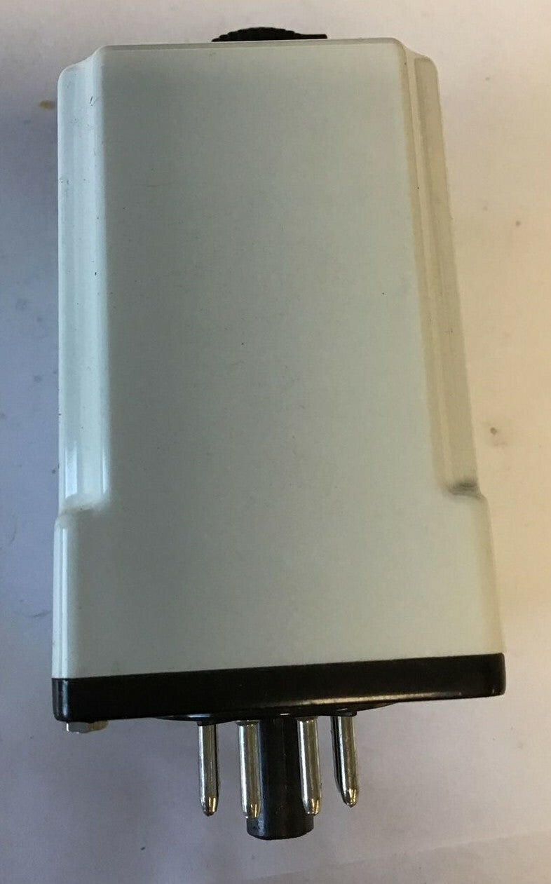 WESTINGHOUSE SOLID STATE TIME DELAY RELAY MTON1P120A 120V 50/60HZ 0.1 TO 10SEC2