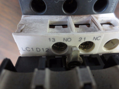 TELEMECANIQUE LC1-D12 CONTACTOR + LA1-DN04 CONTACT BLOCK2