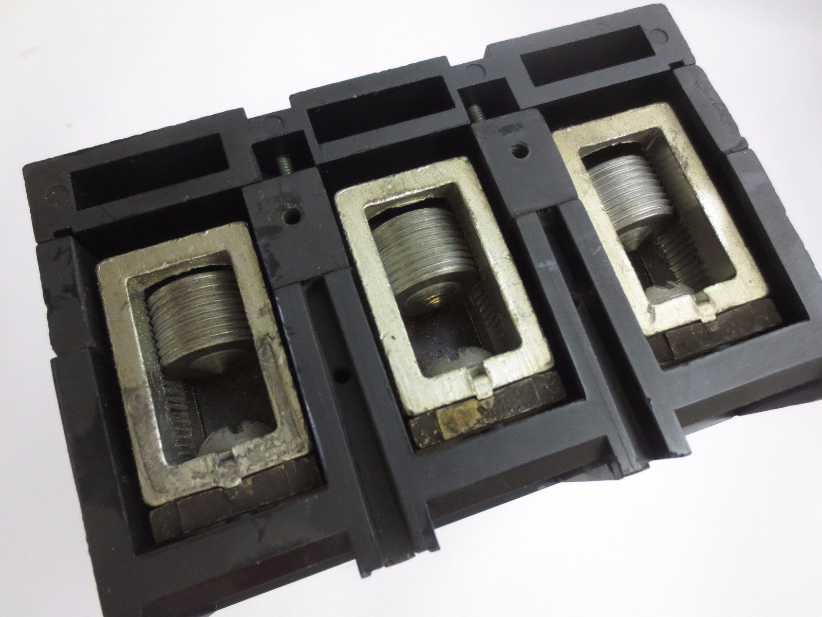 SQUARE D LAL363001212 Ser. 3 ADJUSTABLE TRIP CIRCUIT BREAKER 300A 3P LAL363005