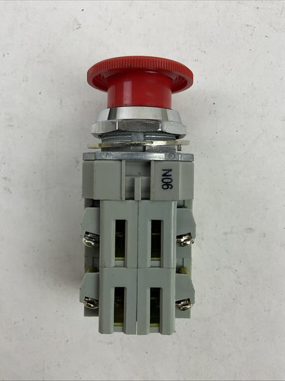 IDEC AVD311N-R RED TWIST-RELEASE EMERGENCY STOP MUSHROOM BUTTON4