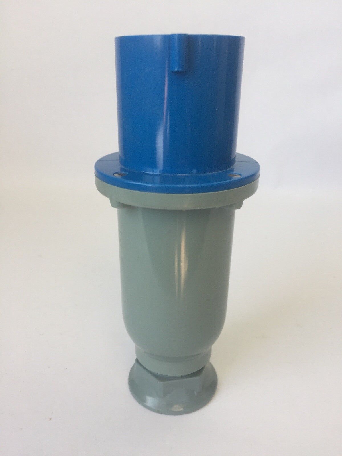 HUBBELL 360P6 PLUG 60AMP 250VAC 2POLE 3-WIRE GROUNDING4