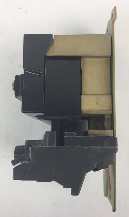 ALLEN BRADLEY 702-B0B93 AC CONTACTOR SER K SIZE 1 27 AMP 480V 60HZ 440V 50 HZ 6