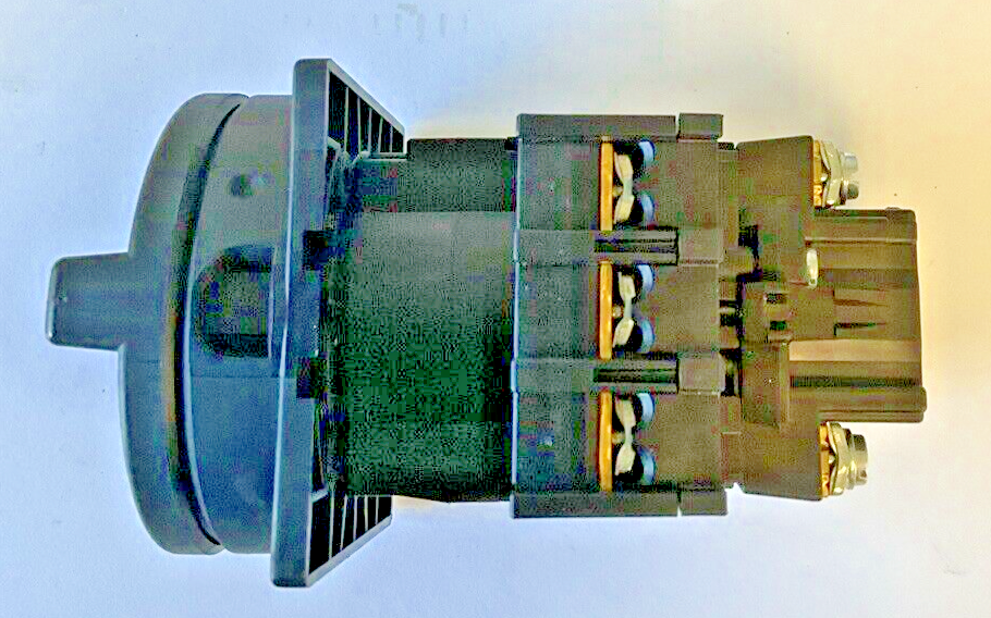 MOELLER P1-25 ON -OFF SWITCH 690VAC 25A 50-60HZ4