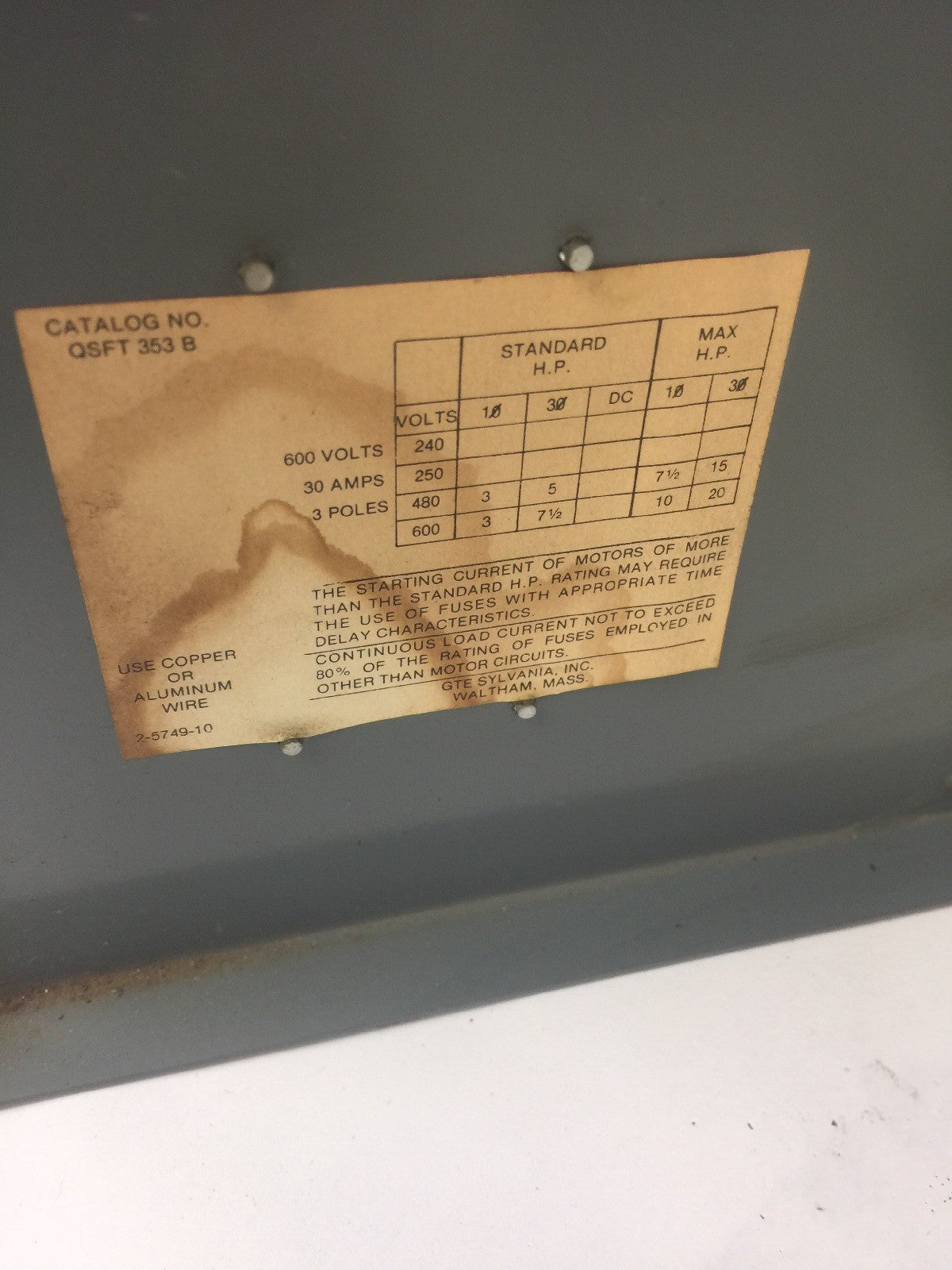 SYLVANIA QSFT353B TWIN PANELBOARD FUSIBLE 30AMP 600VAC 3 POLE 7 1/2 HP5