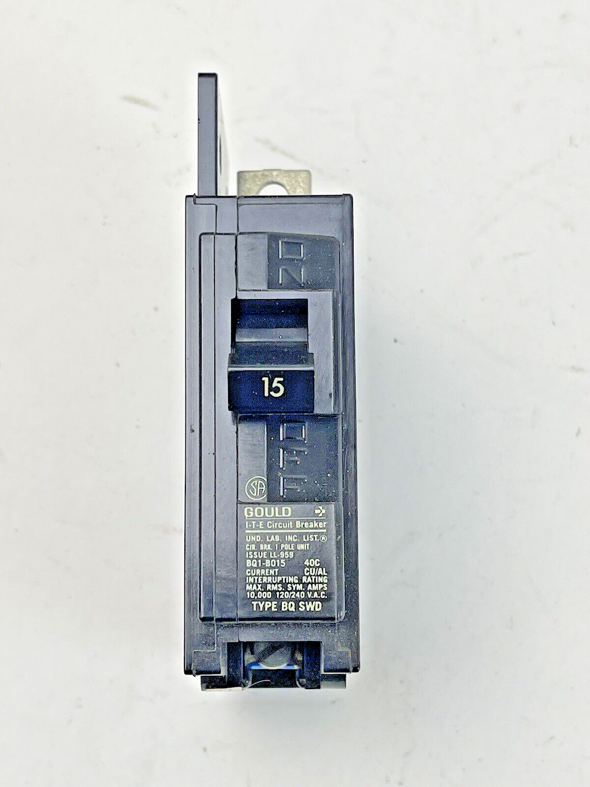 GOULD **BOX OF 6** - BQ1-B015 - BOLT-ON CIRCUIT BREAKERS -15A/1POLE/240VAC - NEW3