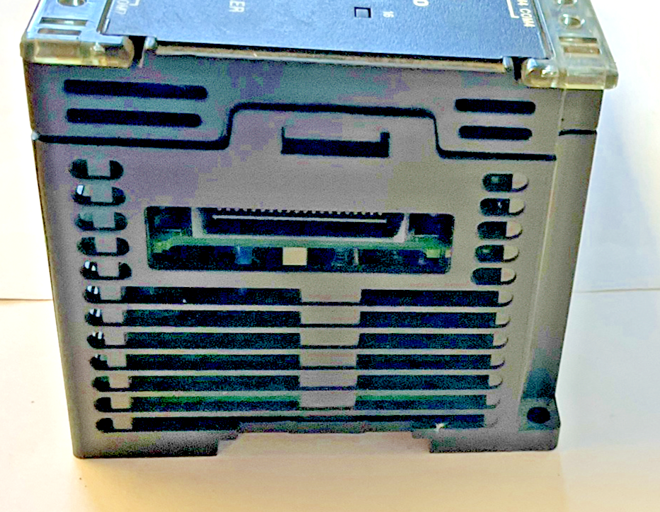 GE IC693UDR005PP1 PROGRAMMABLE CONTROLLER MODULE 40VA 240VAC SERIES 90 MICRO6