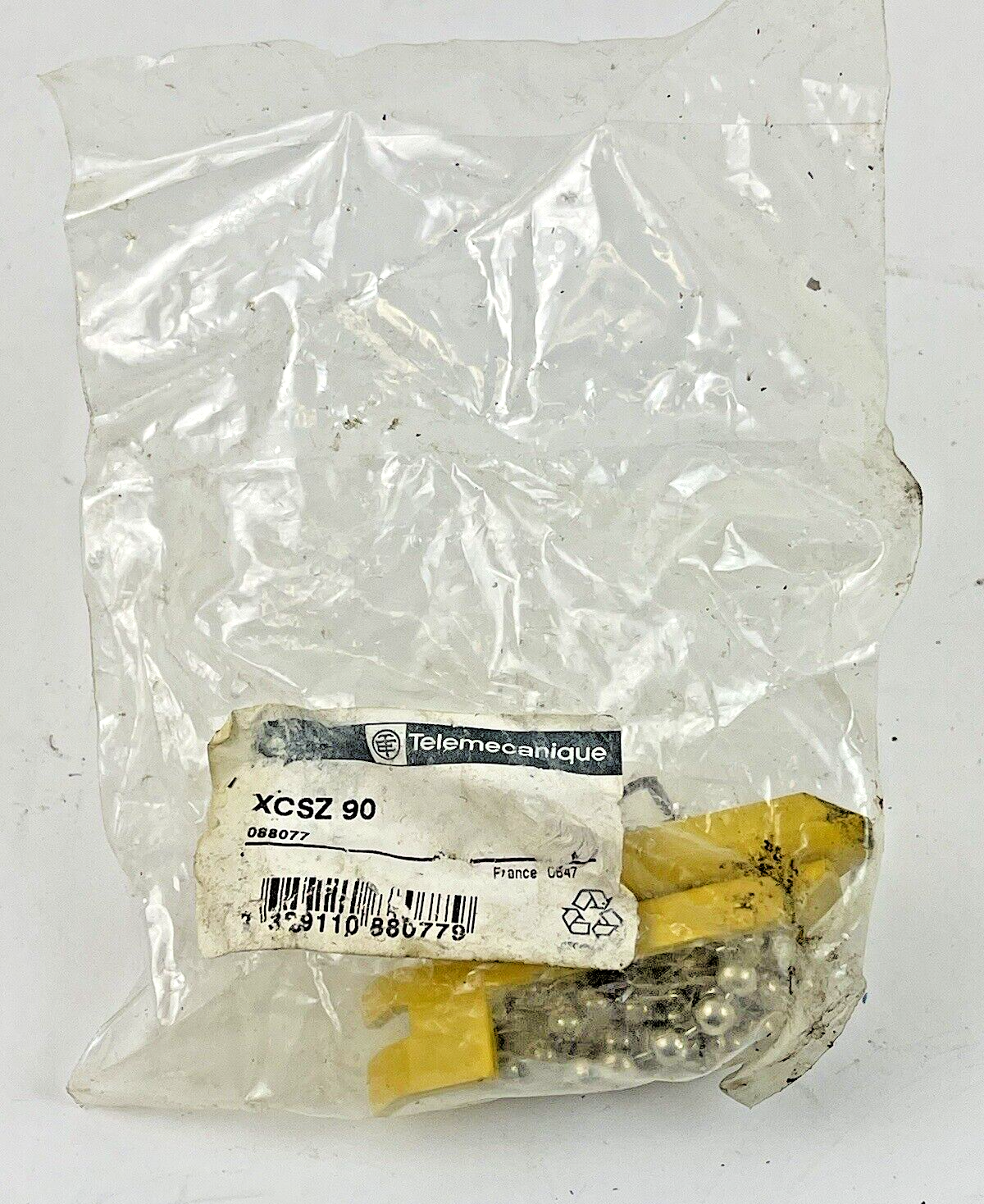 TELEMECANIQUE - XCSZ 90 - SAFETY LIMIT SWITCH KEY - NEW0