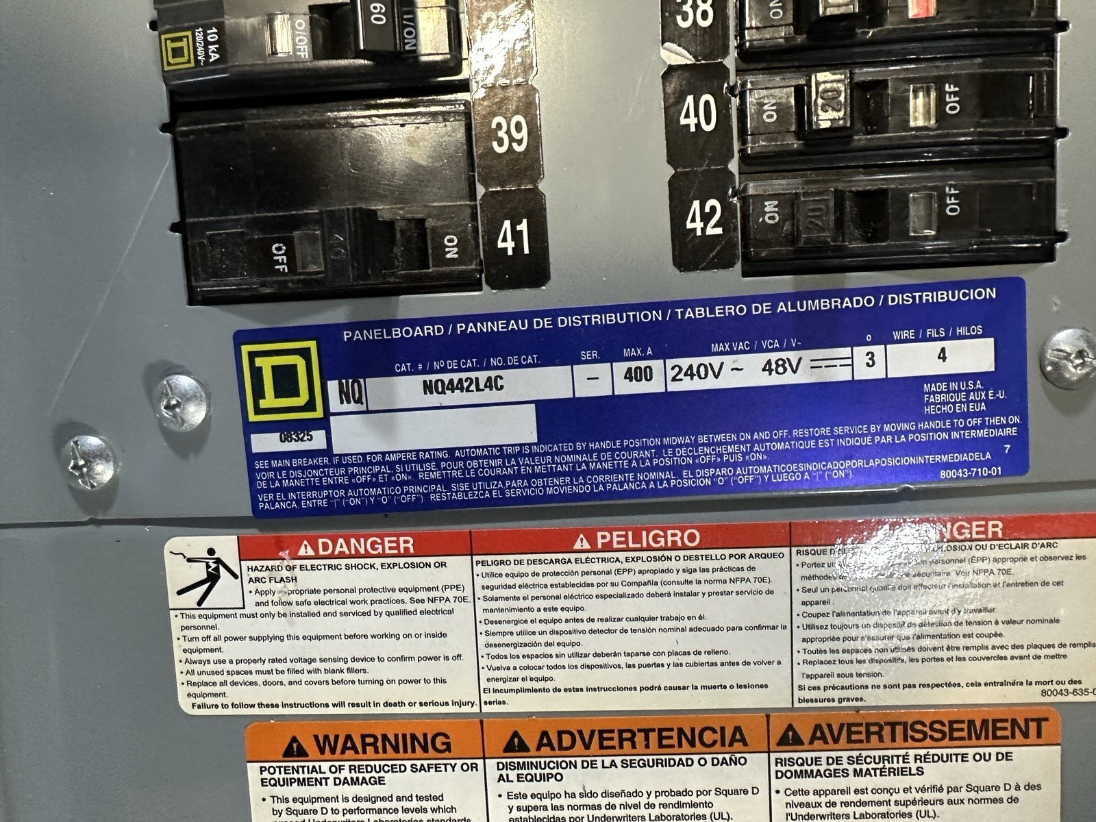 Square D NQ442L4C Main Panelboard 400A 240 VAC 48VDC 3PH LAL36400 NC62VS NQMB4LA6