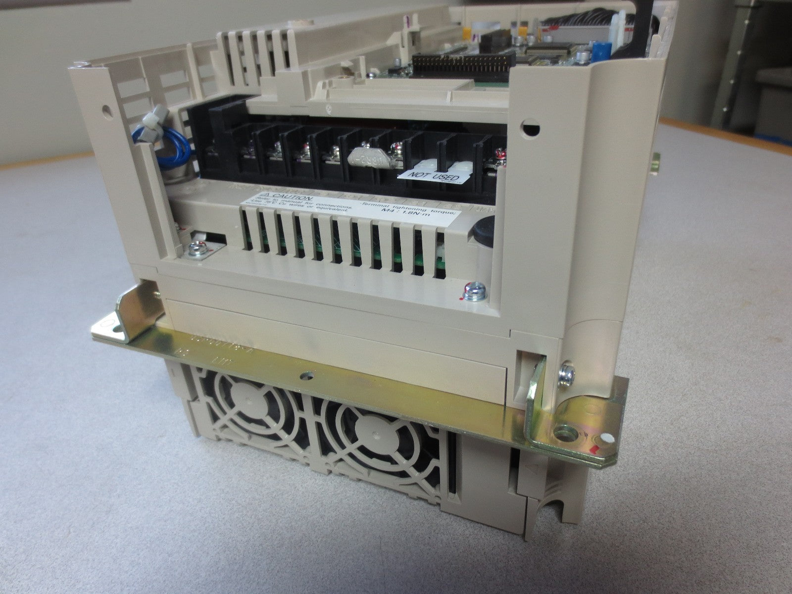 YASKAWA CIMR-E7U47P5 VARIABLE FREQUENCY DRIVE, 10HP - FOR PARTS or NOT WORKING6